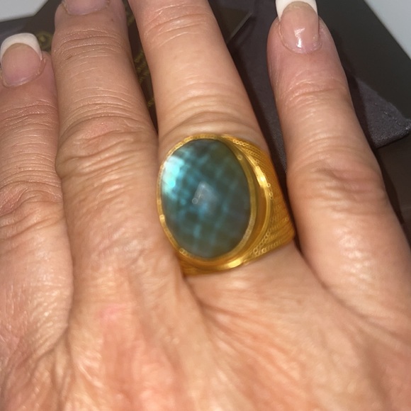 Julie Vos Faceted imported
Oval Blue Glass set in 24k gold adjustable: OS - Picture 3 of 6